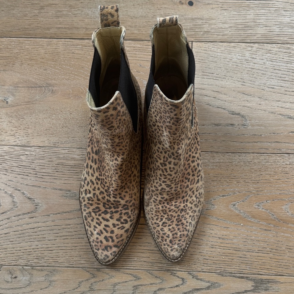 Stylish Leopard Print Ankle Booties